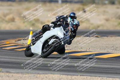 media/Feb-03-2024-SoCal Trackdays (Sat) [[767c60a41c]]/3-Turn 4 (1020am)/